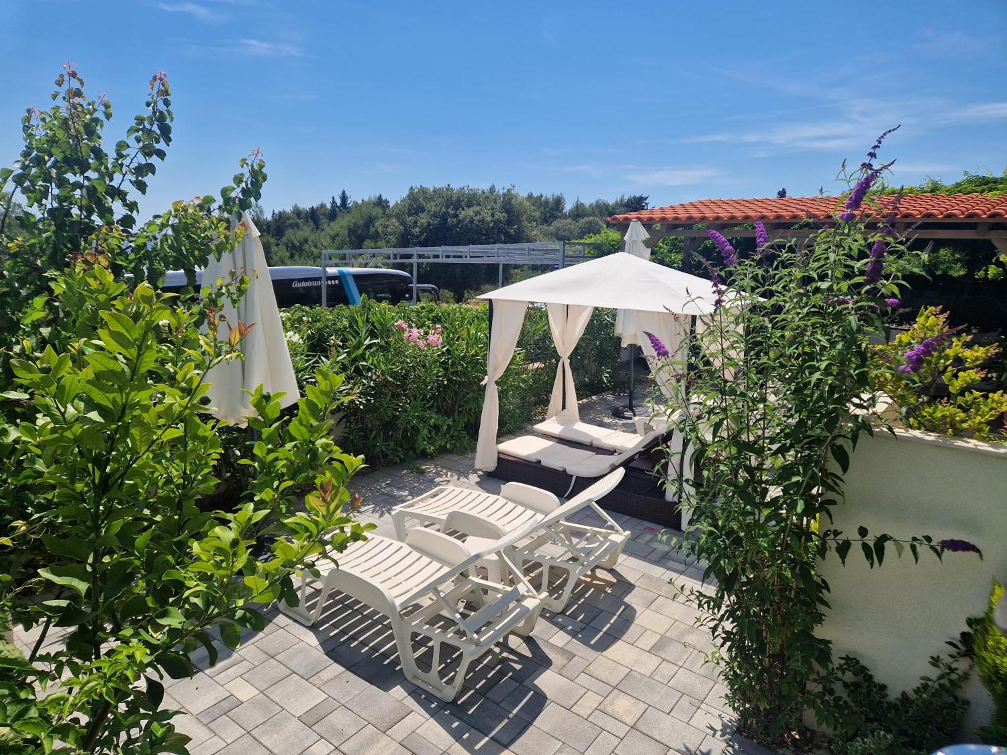 Apartments Vukman Trogir Ngoại thất bức ảnh